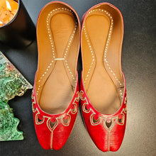 Load image into Gallery viewer, Royale Red Khussa