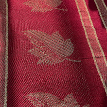 Load image into Gallery viewer, red shawl
