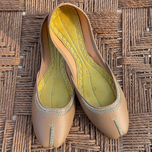 Classic Nude Khussa