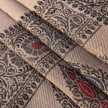 Load image into Gallery viewer, classic shawl