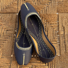 Load image into Gallery viewer, Classic Blue Khussa