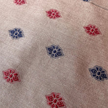 Load image into Gallery viewer, classic shawl