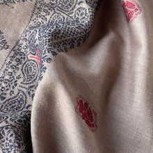 Load image into Gallery viewer, beige color shawl