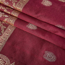 Load image into Gallery viewer, red shawl
