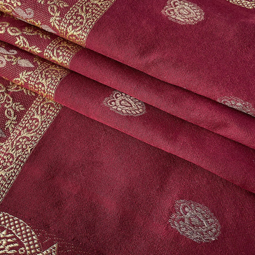 red shawl