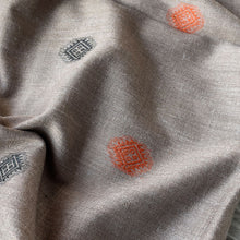 Load image into Gallery viewer, Grey Shawl