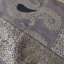 Load image into Gallery viewer, Grey Shawl