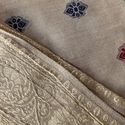 beige shawl