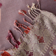 Load image into Gallery viewer, classic pink shawl