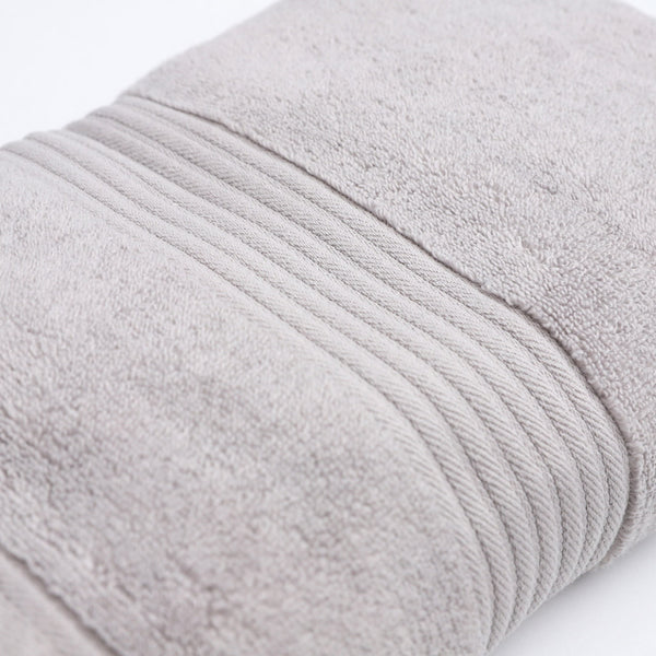 Basic Light Grey Bath Towel