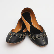 Load image into Gallery viewer, Royale Black Khussa