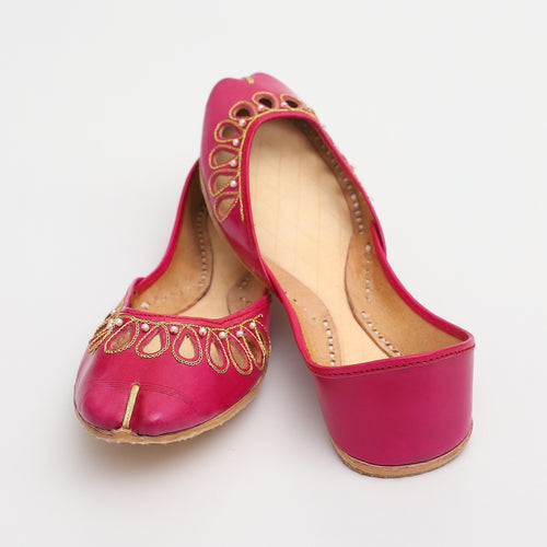Beaded Basic Pink Khussa