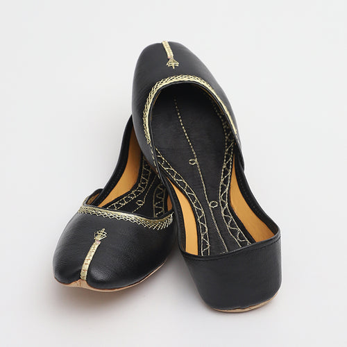 Classic Black Khussa