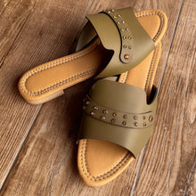 Load image into Gallery viewer, Olive Green Beaded Flats