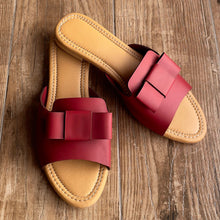 Load image into Gallery viewer, Dark Red Comfort Flats